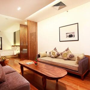 Hotel near Kuta Beach shopping booking Truntum Kuta beachfront