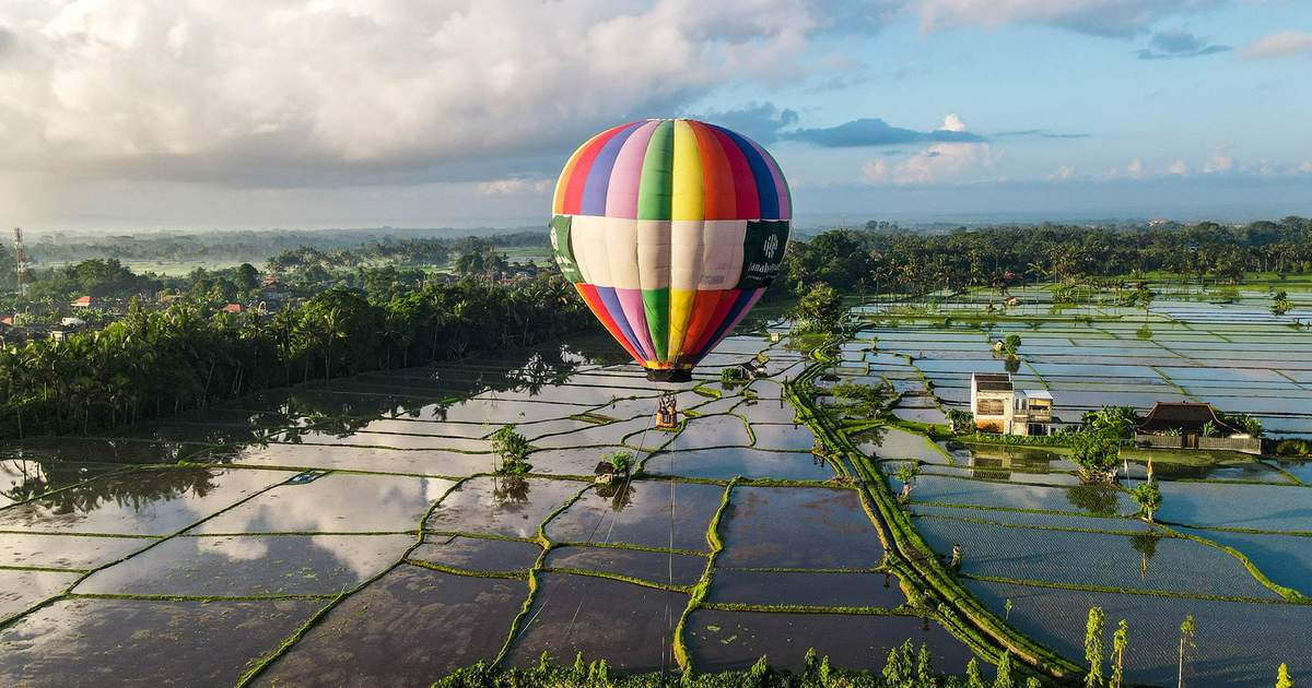 HotAirBalloonExperienceatTheChediClubUbud,Bali,Indonesia-Klook