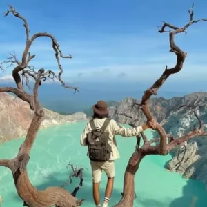 Checking the Kawah Ijen Nusa Penida Tour Price for a multi-day package