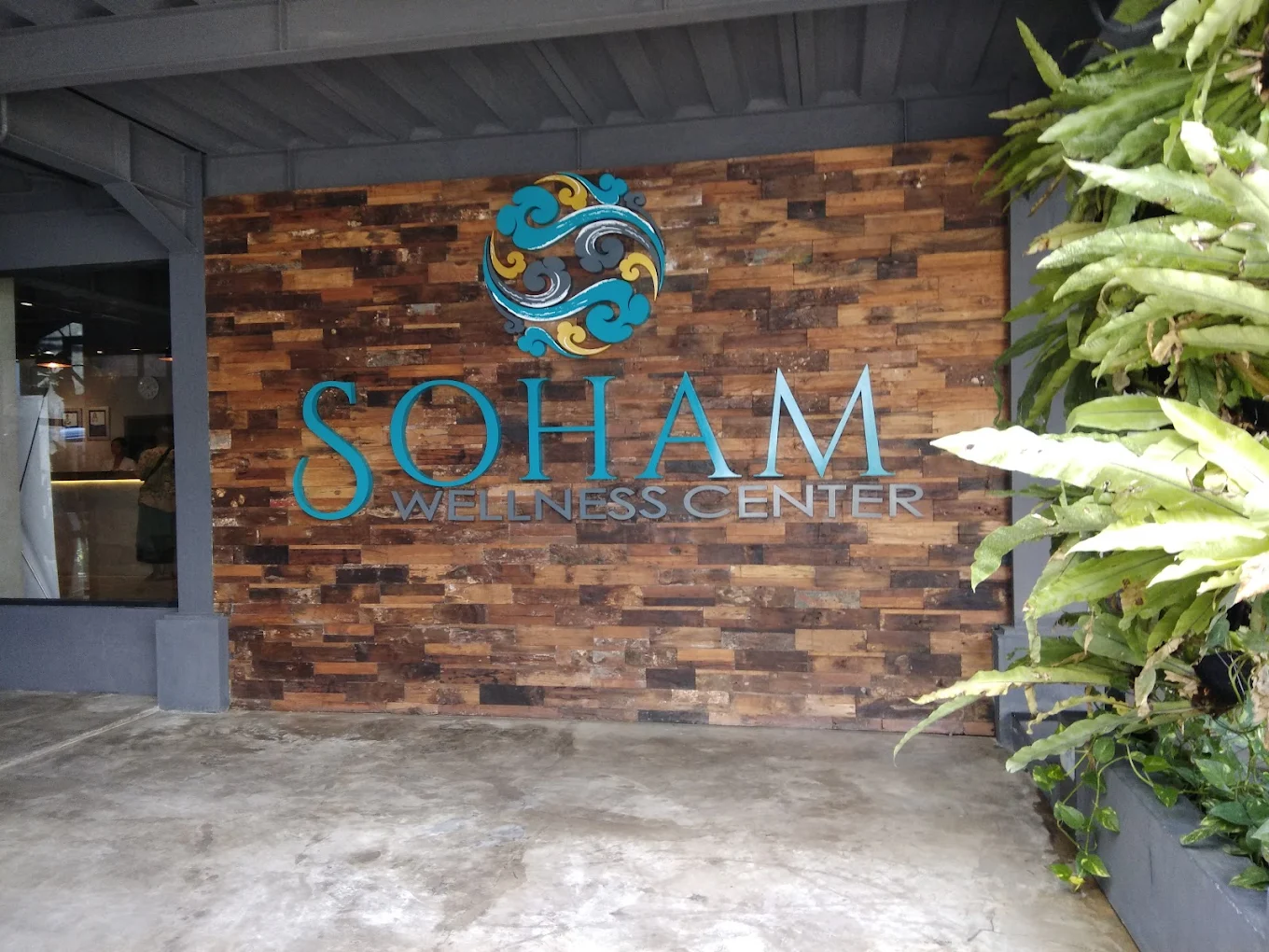 Seminyak couples spa ritual deals SOHAM Wellness Center massage room