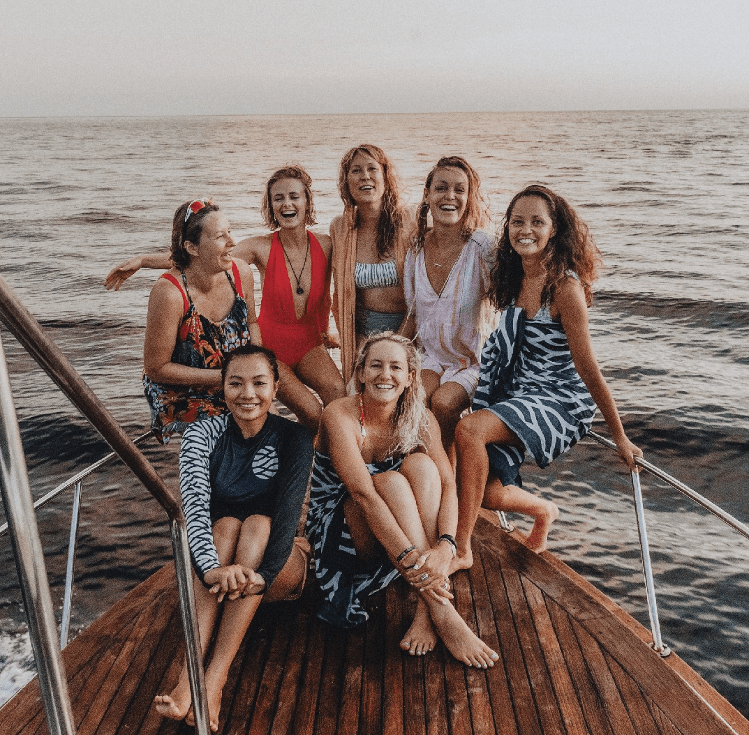 Morin Speed Boat charter price Pari Manta private transfer