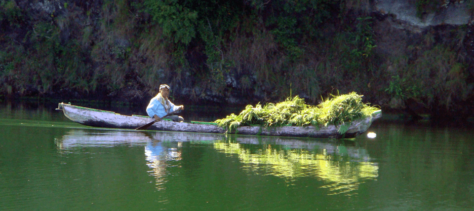 Trunyan Village tour price and booking Bali Aga cemetery